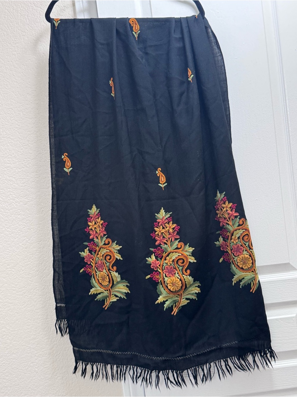 Authentic Vintage Kashmiri 100% Wool Embroidered Shawl Scarf Black 74"